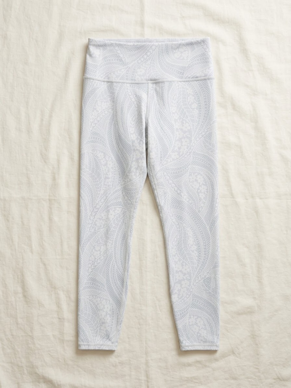 Athleta Elation Textured 7/8 Tight Legging Size L